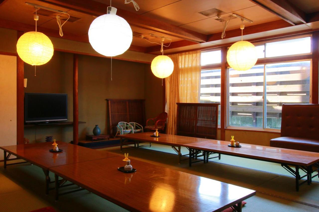 Family Ryokan Kawakyu With Showa Retro, Private Hot Spring Ibusuki Eksteriør bilde