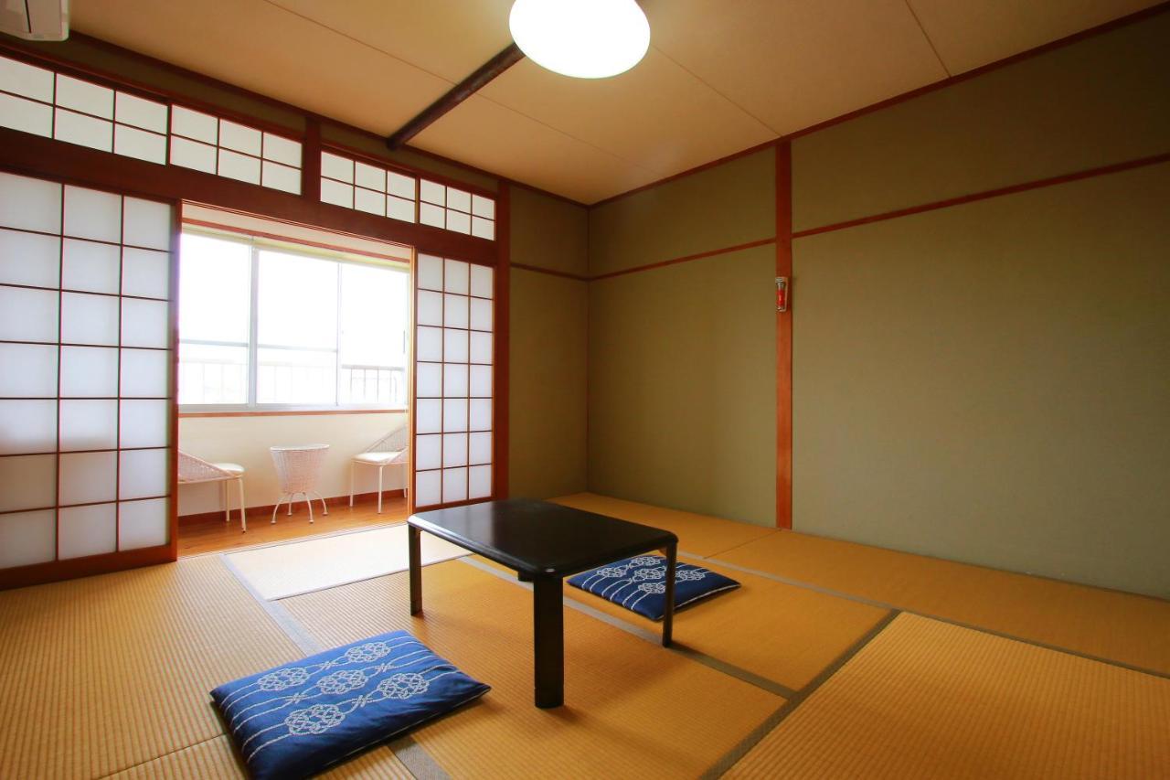 Family Ryokan Kawakyu With Showa Retro, Private Hot Spring Ibusuki Eksteriør bilde